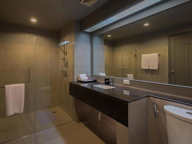 фото Oakwood Journeyhub Pattaya изображение №18