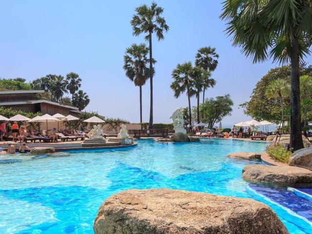 Long Beach Garden Hotel & Pavilions