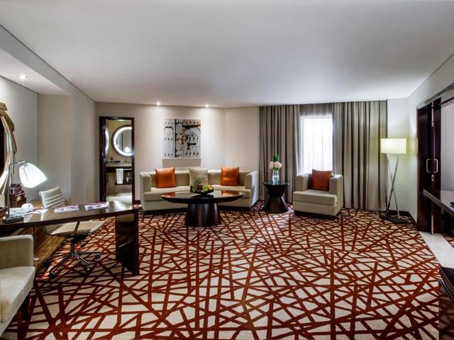 фото отеля Crowne Plaza Dubai Deira (ex. Renaissance Dubai) изображение №61