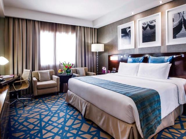 фотографии отеля Crowne Plaza Dubai Deira (ex. Renaissance Dubai) изображение №59