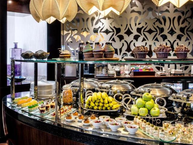 фото отеля Crowne Plaza Dubai Deira (ex. Renaissance Dubai) изображение №57