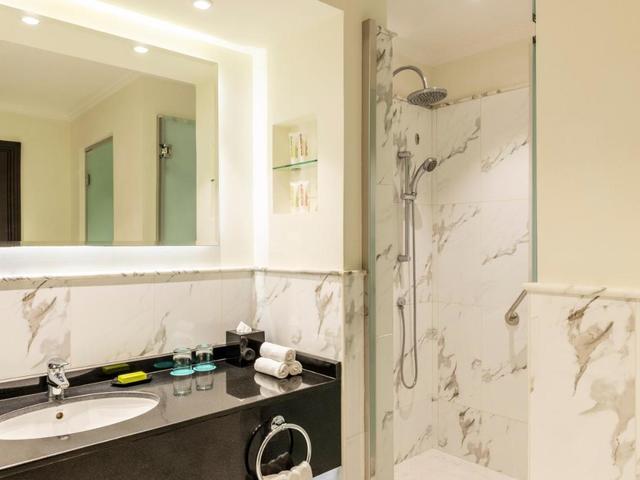 фото отеля Le Meridien Al Aqah Beach Resort изображение №33