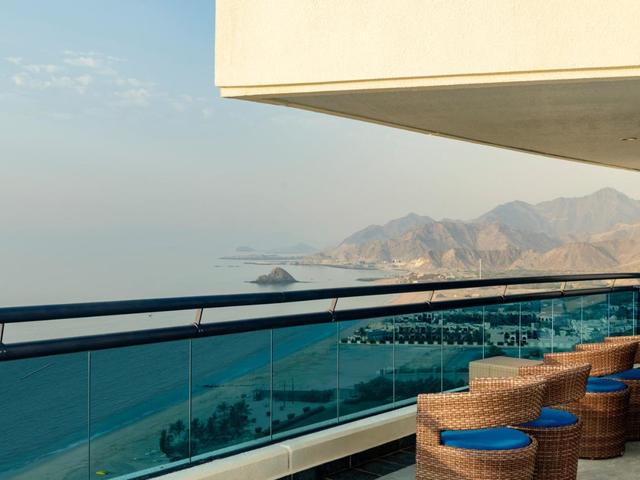 фотографии отеля Le Meridien Al Aqah Beach Resort изображение №31