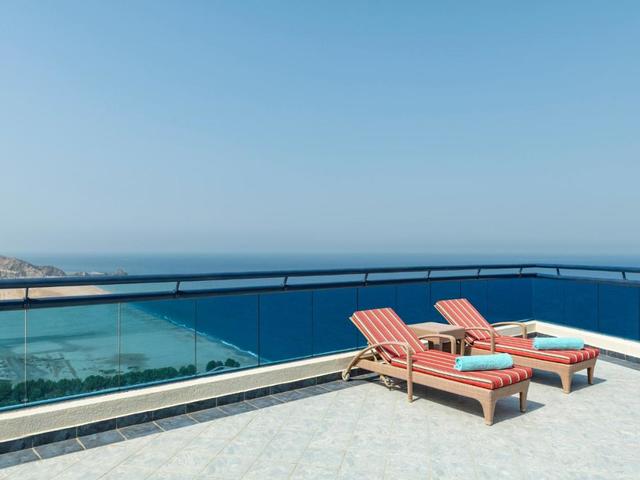 фото Le Meridien Al Aqah Beach Resort изображение №22