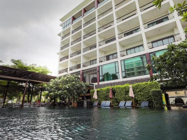 http://Fifth%20Jomtien%20Pattaya%20(ex.%20Fifth%20Jomtien%20The%20Residence)