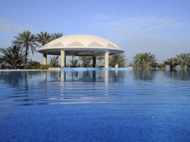 фото отеля Le Royal Meridien Beach Resort & Spa изображение №141