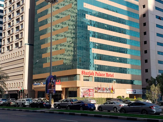 фото отеля Sharjah Palace изображение №1