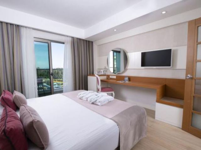 фото Port Nature Luxury Resort Hotel & Spa изображение №34