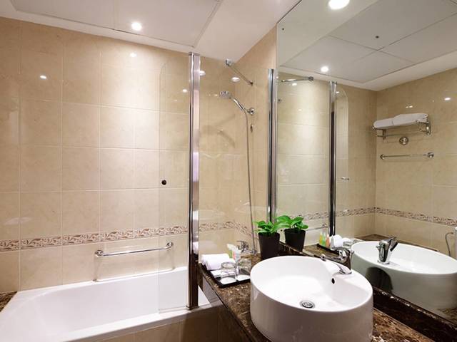 фотографии отеля Majestic City Retreat (ex. Majestic Hotel Tower) изображение №15