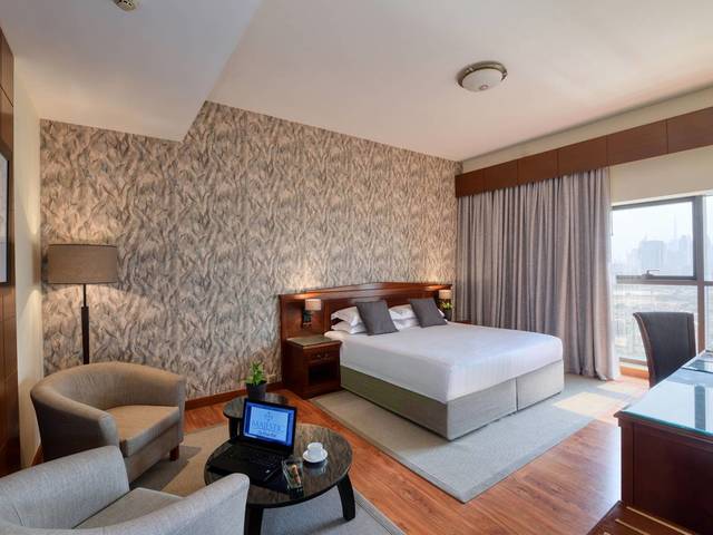 фото отеля Majestic City Retreat (ex. Majestic Hotel Tower) изображение №13