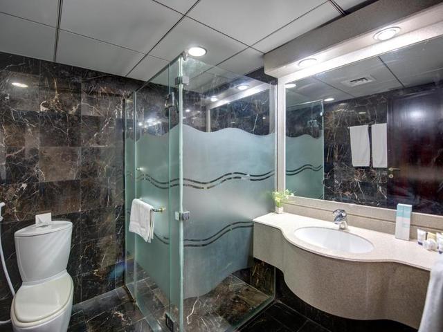 фото Tulip Inn Sharjah изображение №14
