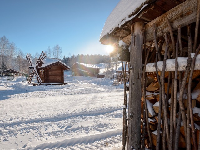 фотографии отеля Таежная Заимка Лесная Сказка (Taezhnaya Zaimka Lesnaya Skazka) изображение №55