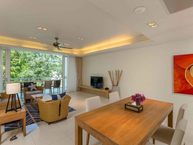 фото отеля Splash Beach Resort by Langham  (ex. Grand West Sands Resort & Villas; Centara West Sands Phuket) изображение №49