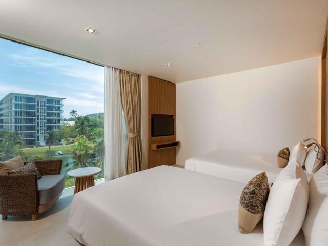 фото отеля Splash Beach Resort by Langham  (ex. Grand West Sands Resort & Villas; Centara West Sands Phuket) изображение №45