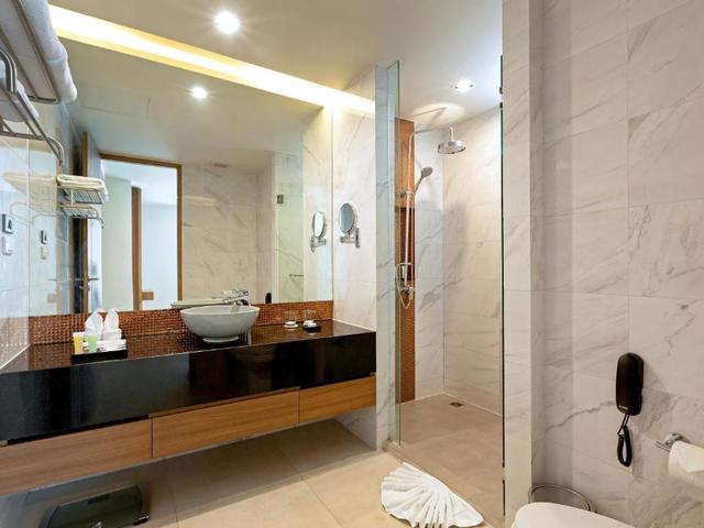 фотографии Splash Beach Resort (ex. Grand West Sands Resort & Villas; Centara West Sands Phuket) изображение №148