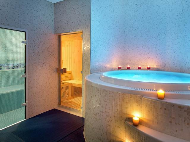 фото DoubleTree By Hilton Doha - Old Town изображение №30