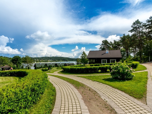 Ламберг. Деревня Ламберг Карелия. Ламберг Сортавала. Загородный клуб Ламберг. Ламберг Сортавала официальный.