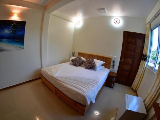 фото отеля Kamadhoo Inn изображение №9