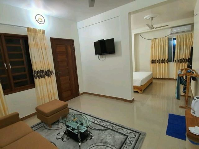 фотографии отеля Kamadhoo Inn изображение №3