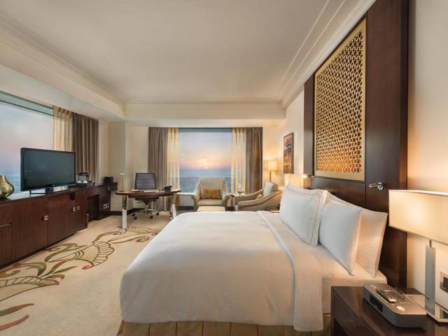 фото отеля Conrad Dubai By Hilton изображение №25