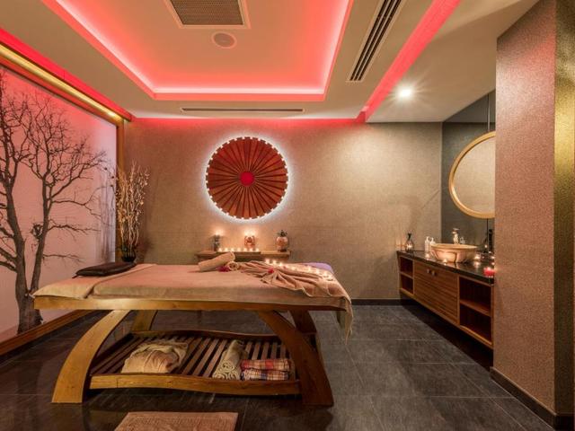 фото отеля Elite Luxury Suite & Spa изображение №45