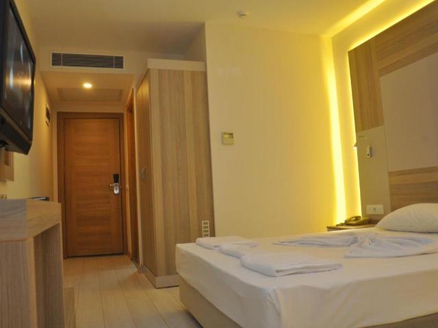 фото On (ex. Upon; Antalya Palace Premium) изображение №26