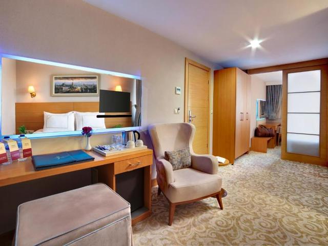 фотографии отеля Almina изображение №47