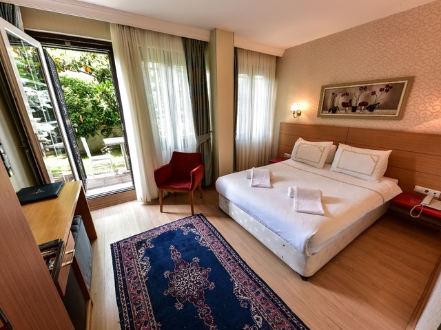 фотографии отеля Almina изображение №35