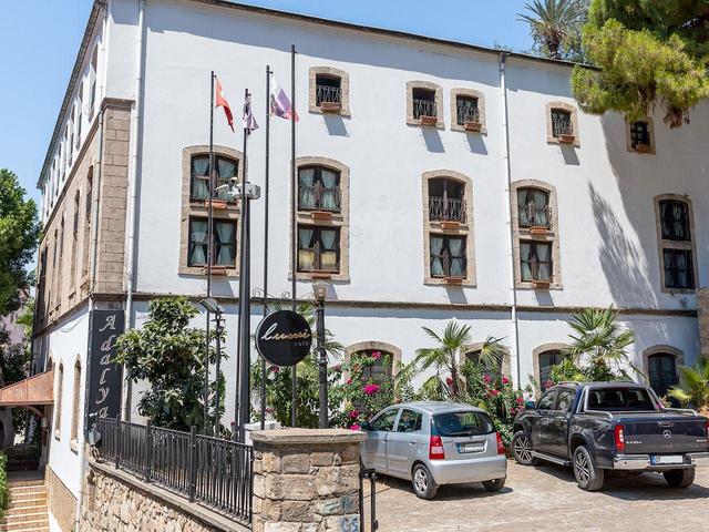 Hotel