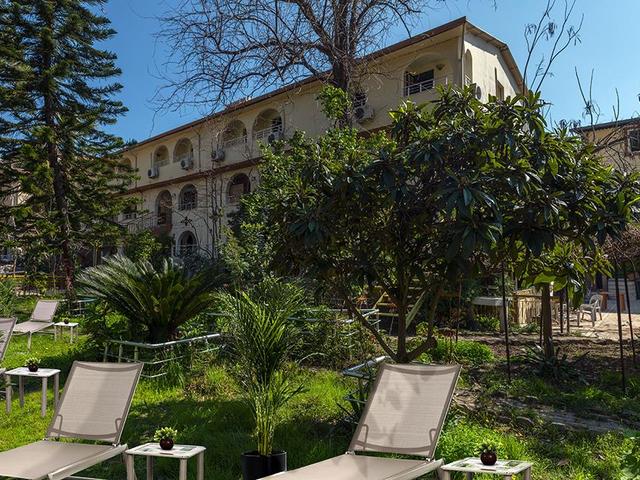 фотографии отеля Kromer Garden изображение №11