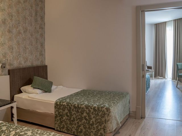 фото Port Side Resort изображение №6