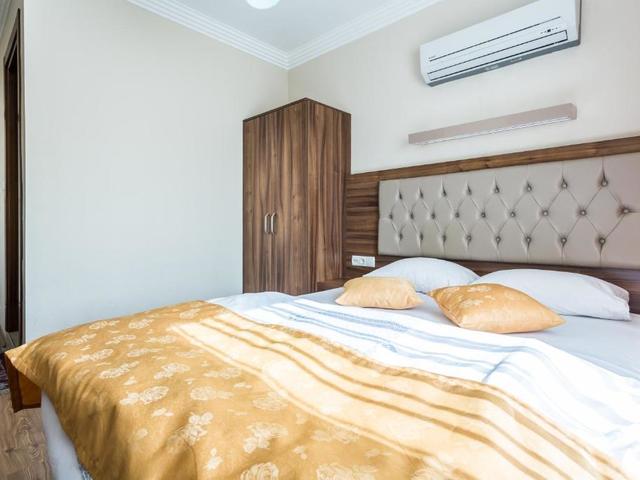 фото Twenty изображение №30