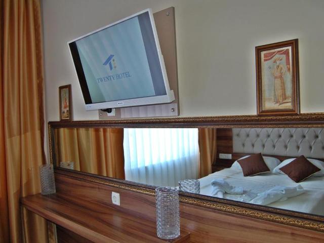 фотографии отеля Twenty изображение №11