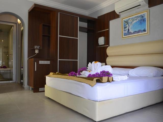 фотографии отеля Pine Beach Turunc	(ex.Dora Beach Turunc Hotel; Green Park Beach Hotel; Green Park Suites) изображение №19