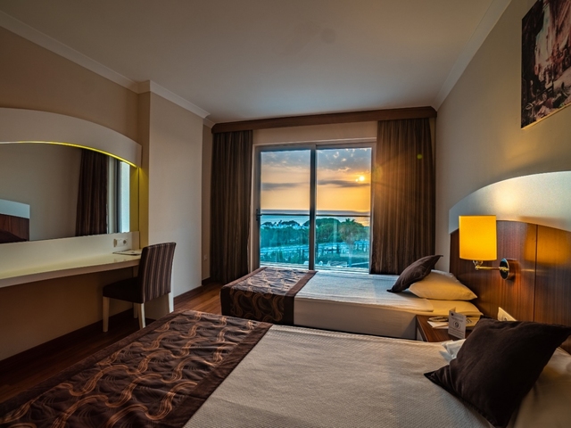 фото Throne Beach Resort & Spa (ex. Throne Nilbahir Resort & Spa) изображение №62