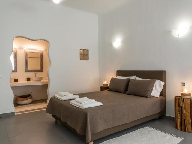 фото отеля Eleni's Village Suites изображение №25