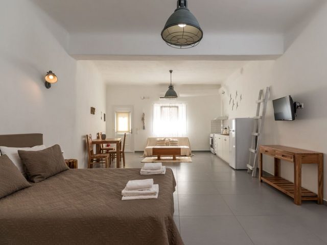 фотографии отеля Eleni's Village Suites изображение №15