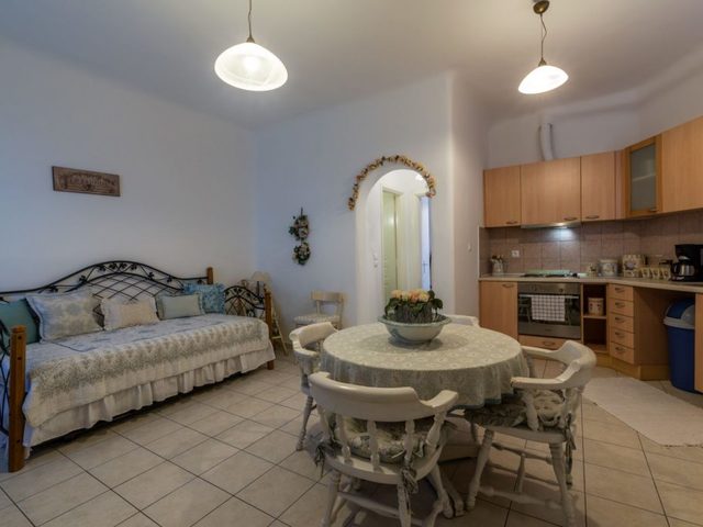 фотографии Eleni's Village Suites изображение №12