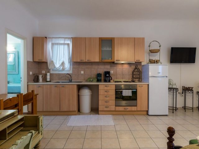 фото Eleni's Village Suites изображение №10