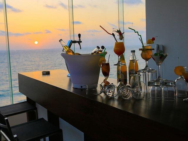 фотографии Pandanus Beach Resort & Spa (ex. Emerald Bay) изображение №28