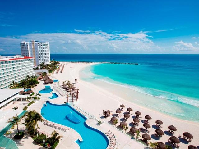фото отеля Krystal Cancun изображение №1