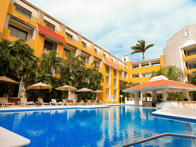 фото отеля Adhara Cancun (ex. Adhara Hacienda Cancun; Radisson Hacienda Cancun) изображение №1