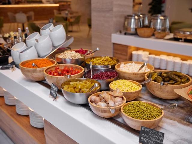 фотографии Movenpick Resort & SPA Anapa Miracleon (ex. Great Eight Ultra All Inclusive & SPA) изображение №28