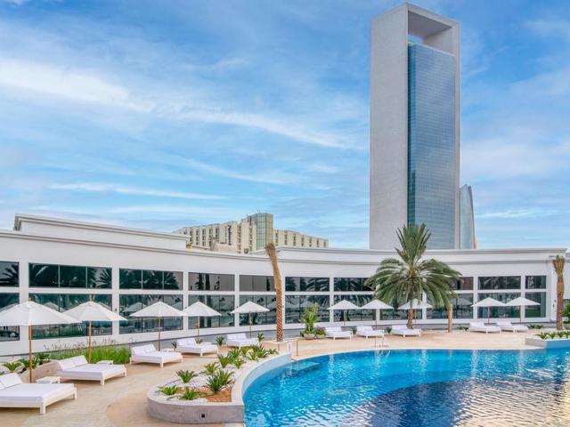 фото отеля Radisson Blu Hotel & Resort, Abu Dhabi Corniche (ex. Hilton Abu Dhabi Hotel) изображение №1