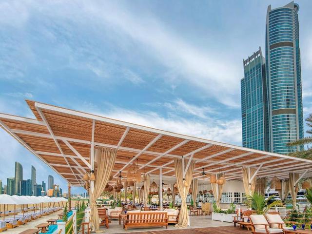 фото Radisson Blu Hotel & Resort, Abu Dhabi Corniche (ex. Hilton Abu Dhabi Hotel) изображение №18