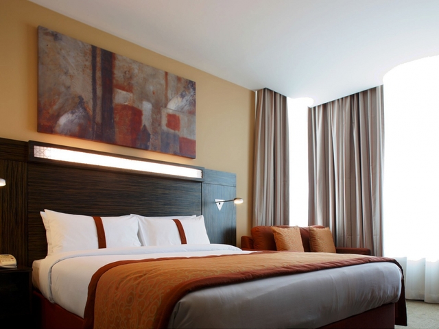 фото отеля Holiday Inn Express Dubai Jumeirah изображение №17