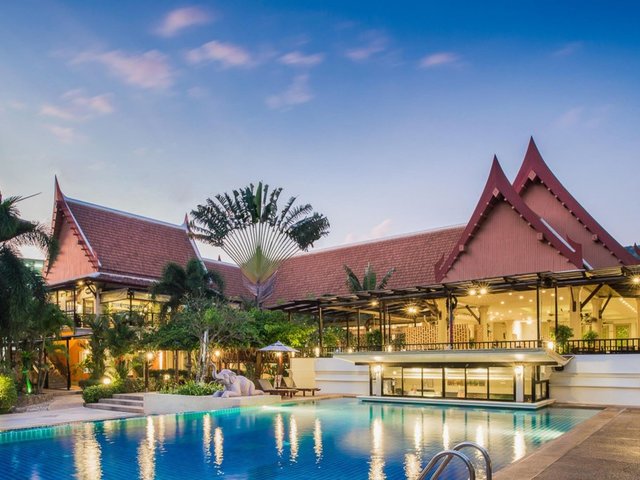 фото отеля Deevana Patong Resort & Spa изображение №17