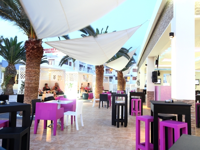 фото Androthea Hotel Apts изображение №6