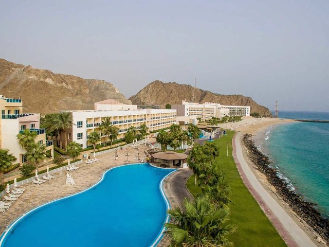 фото отеля Radisson Blu Resort Fujairah изображение №1