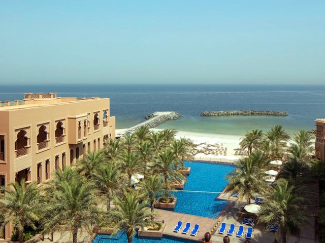 фотографии Sheraton Sharjah Beach Resort & Spa изображение №20
